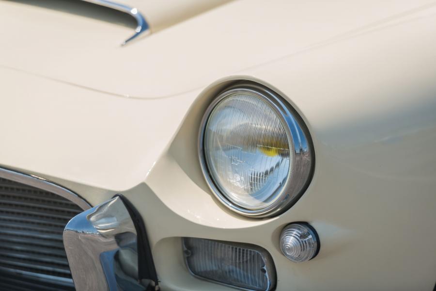 Детали экстерьера Maserati 3500 GT Spyder by Frua (AM101.268) 1957 года  (фото 11 из 26)